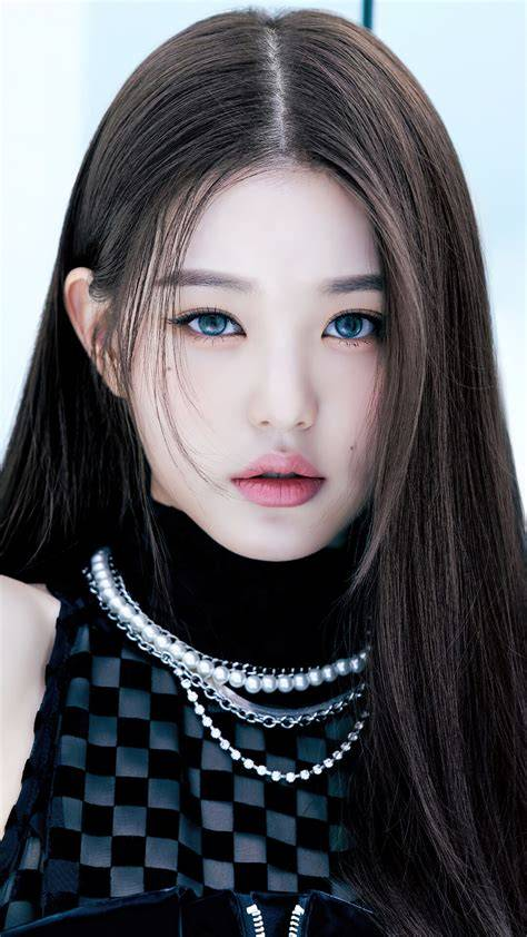 Jang Wonyoung Wiki/Bio